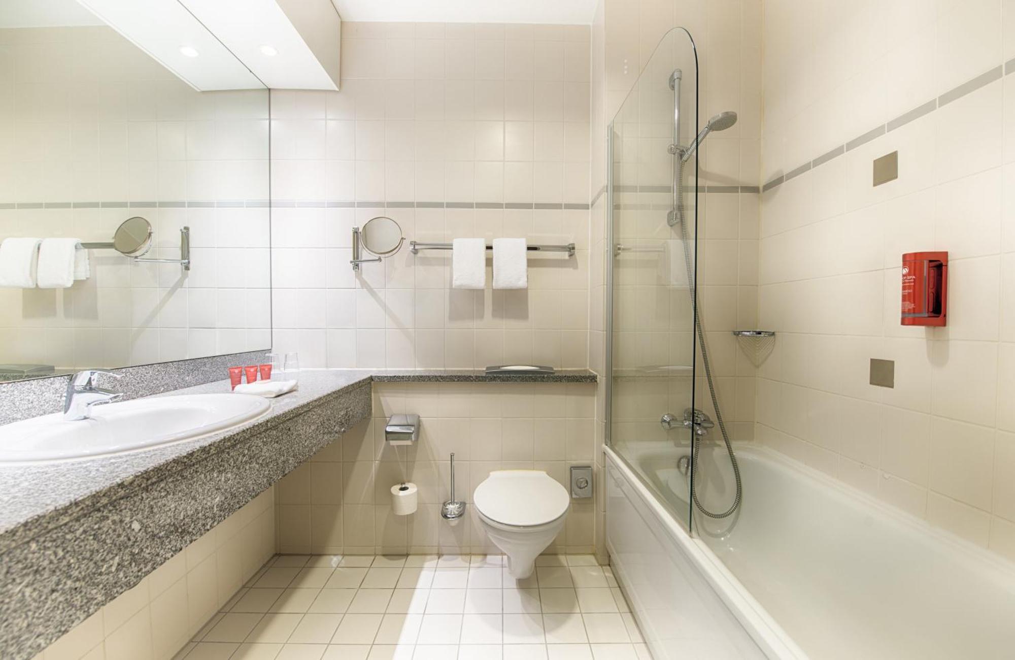 Leonardo Center 4* Dusseldorf