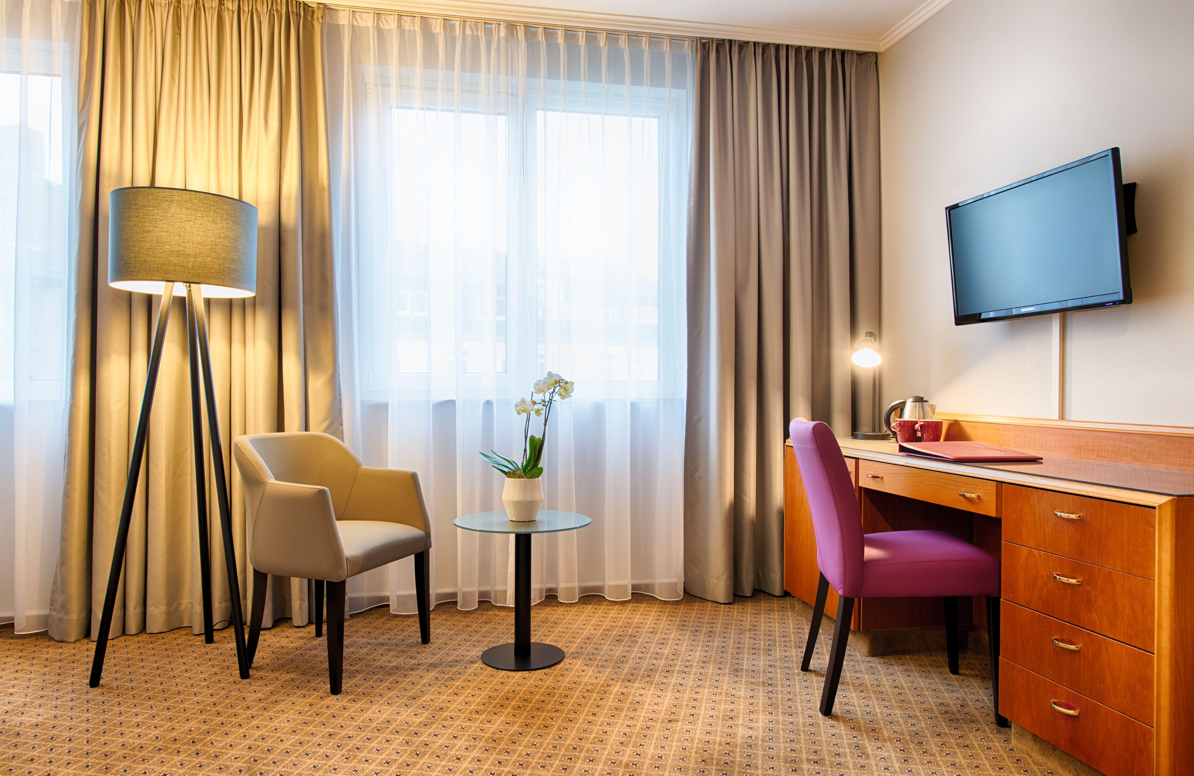 Hotel Leonardo Center 4*