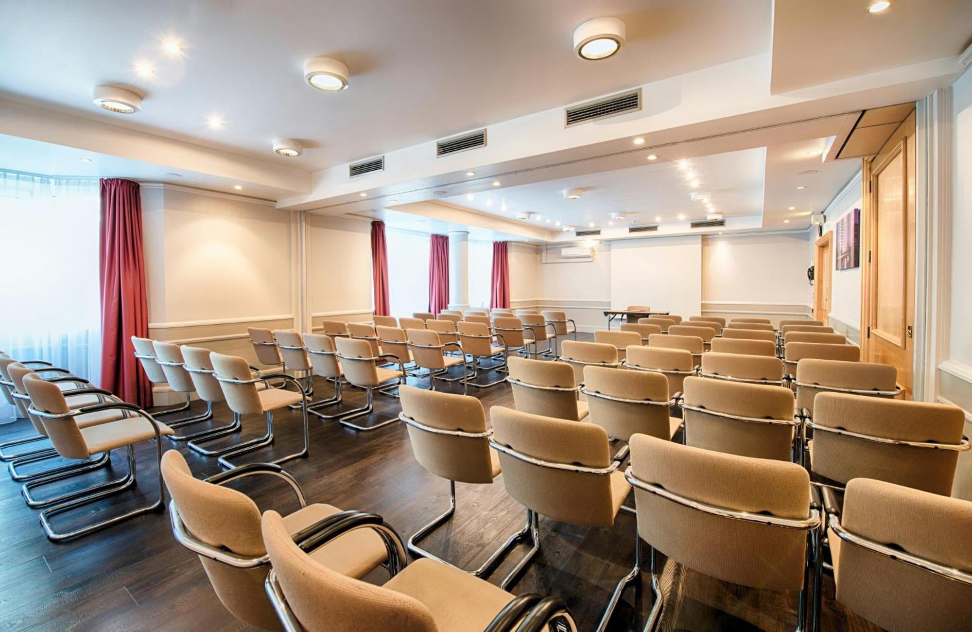 Leonardo Center 4* Düsseldorf